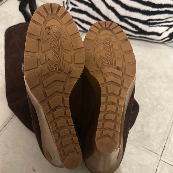 Gucci Merino Lambskin Shearling Wedge Boots w/FUR  size 6 1/2 B - Picture 13 of 17